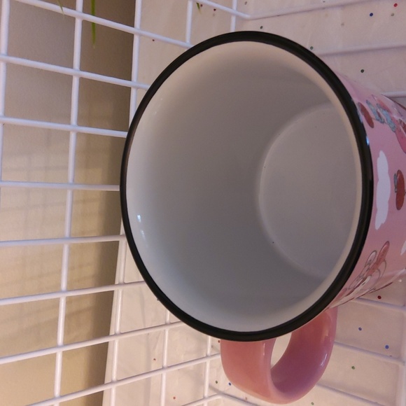 Hello Kitty 20-oz Ceramic Mug - NWT - Picture 3 of 6